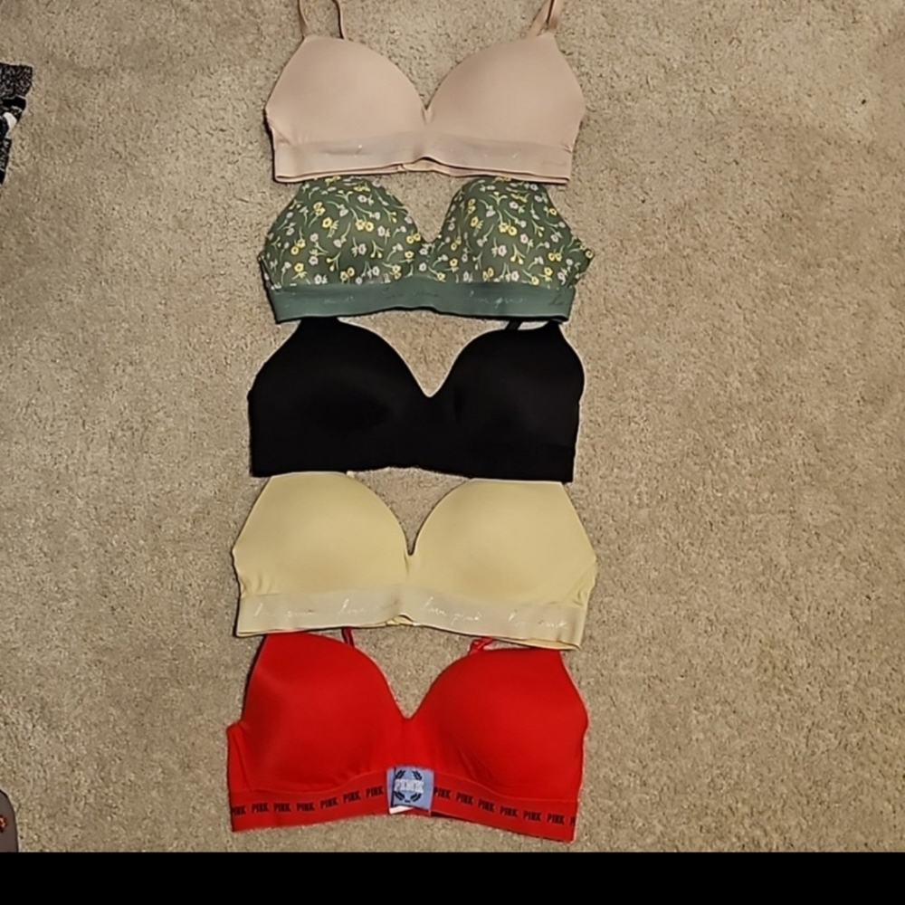 Victoria's Secret PINK Wear Everywhere Wireless Lightly Lined Bras